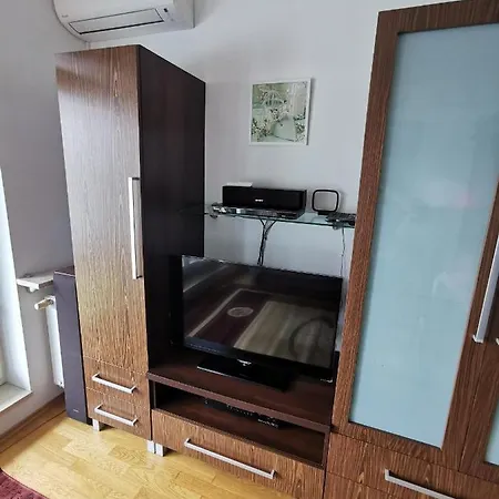 Apartment Kameralna Glebocka Warsaw